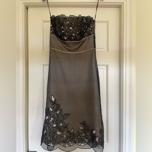 White House black market strapless cocktail dress SIZE-0